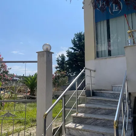 Luma Golem (Tirana)