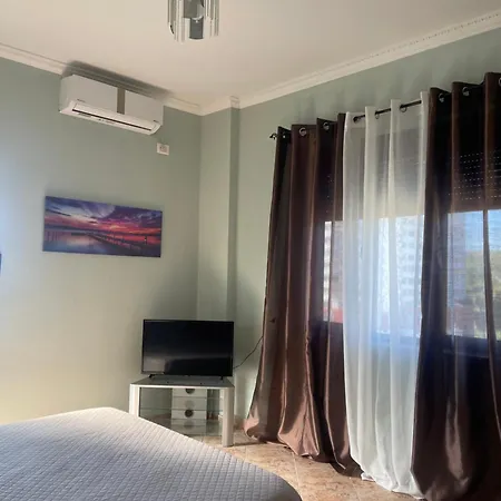 Luma Apartamento Golem (Tirana)